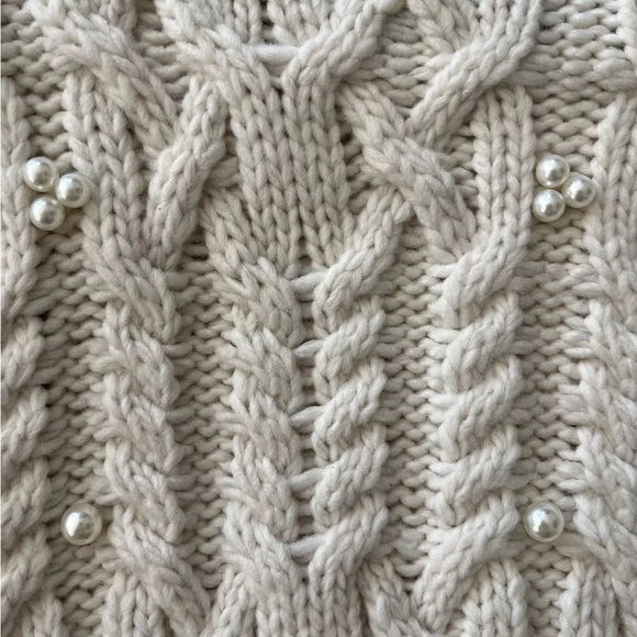 Zara CABLE KNIT CROP PEARL SWEATER size Large - Picture 4 of 15